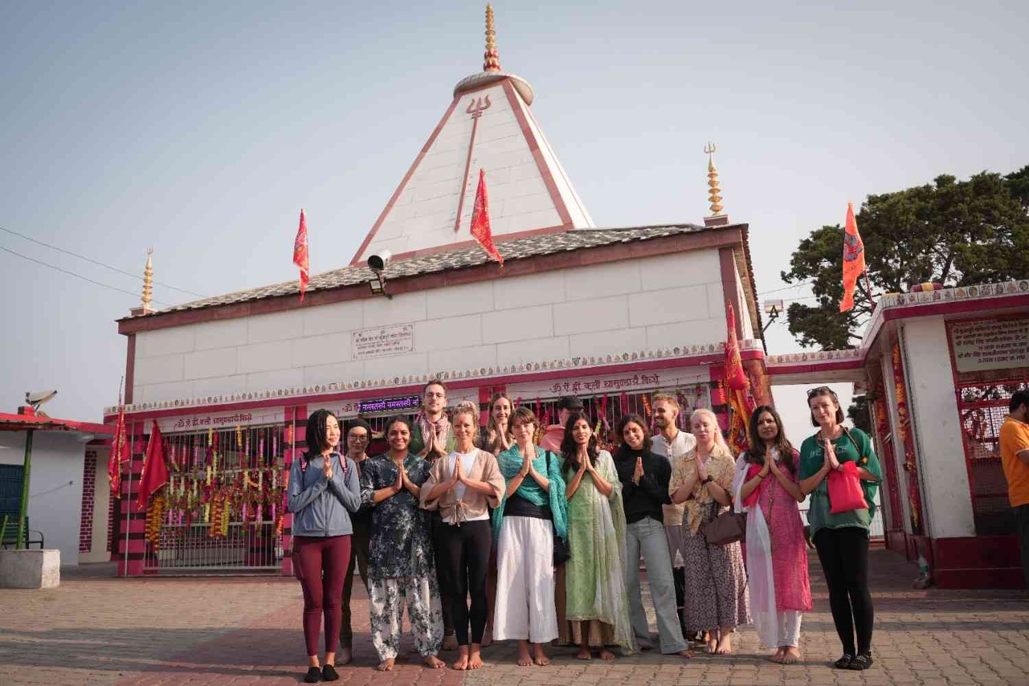 Yoga India Rishikesh - Rishikesh Yoga Institute