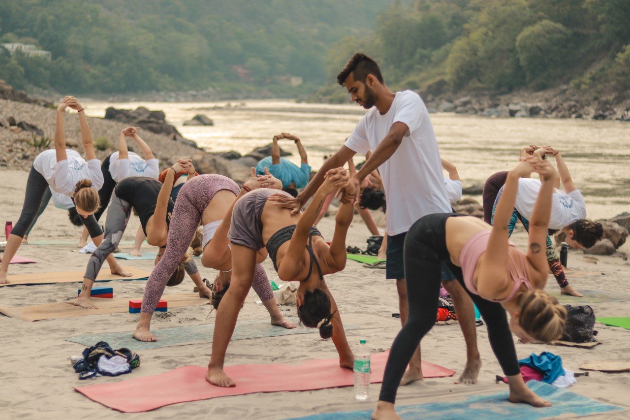 Yoga Teacher Training India Rishikesh - Rishikesh Yoga Institute